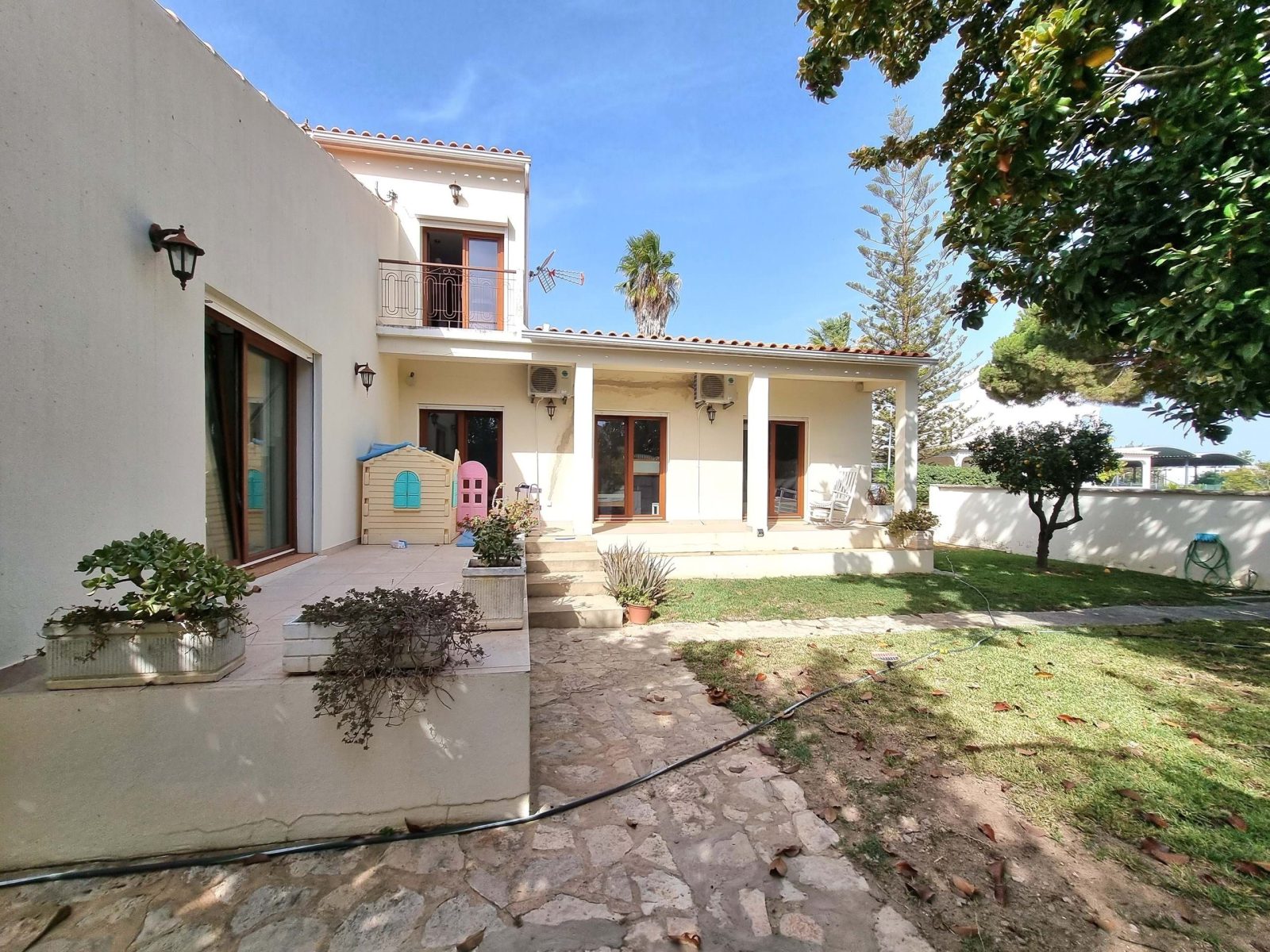 4 Bedroom Villa in Faro - Montenegro - Image 23